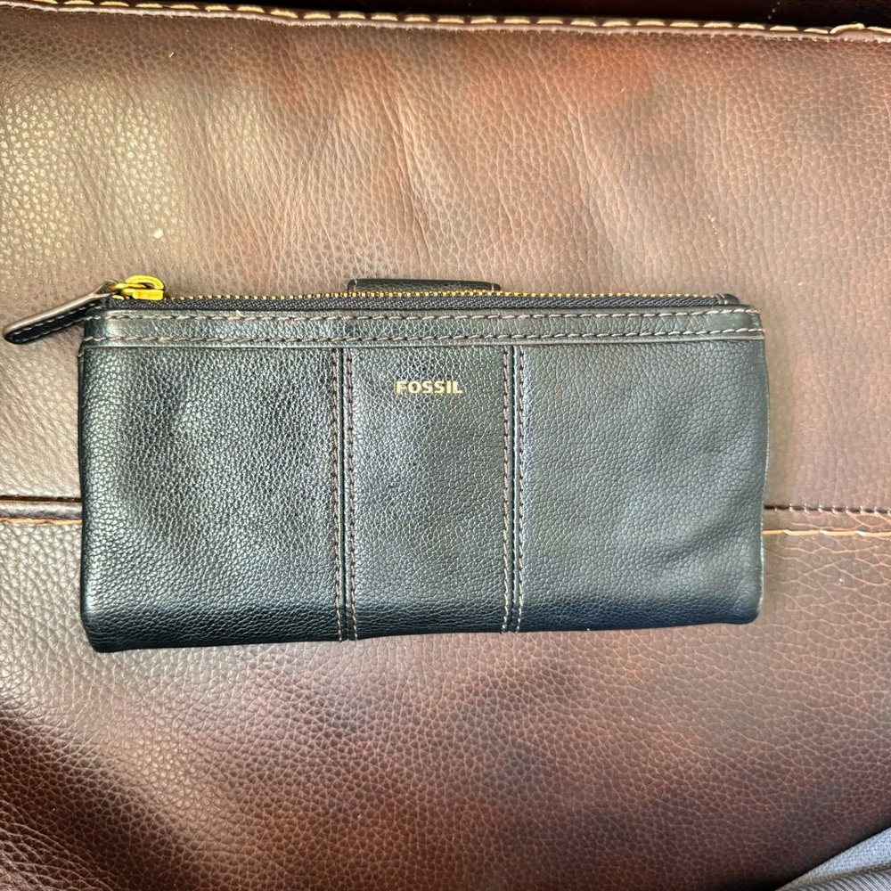FOSSIL, black leather long wallet, W7”xH3.5”